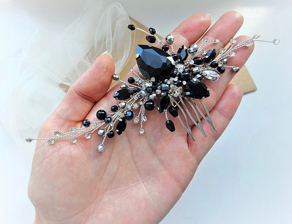 Black Crystal Wedding Hair Comb, Gothic Bridal Hairpiece, 6 Inch