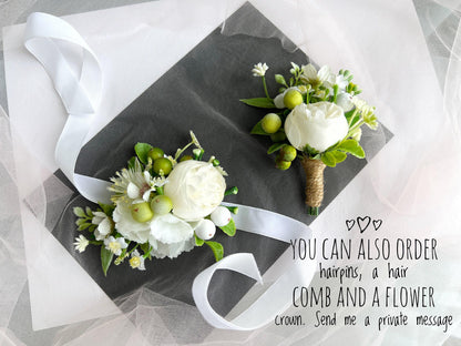 Green & White Rose Boutonniere: Groom Wedding Accessories