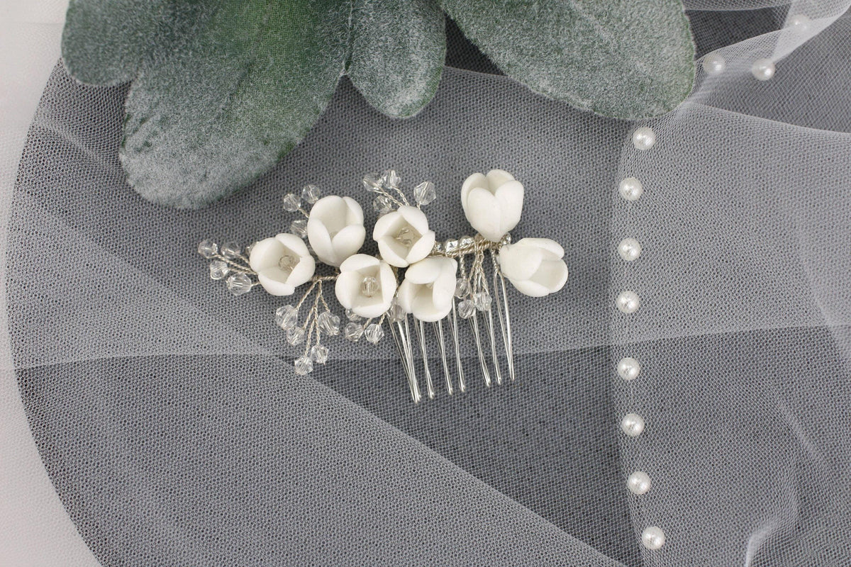 White Flower Bridal Hair Comb, Crystal Silver Wedding Hairpiece, 6 Inch
