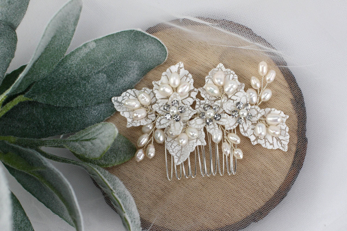 Pearl Flower Wedding Hair Comb, Silver Bridal Hairpiece, 6 Inch