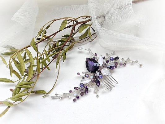 a close up of a hair comb with flowers on it