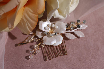 Baroque Flower Bridal Comb, Freshwater Pearl Wedding Hair Piece, 6 Inch