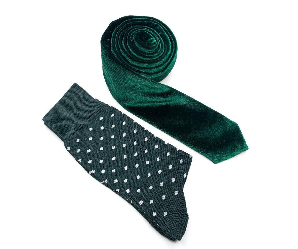 Emerald Polka Dot Socks: Party Green Cotton Blend (Size 7-12)