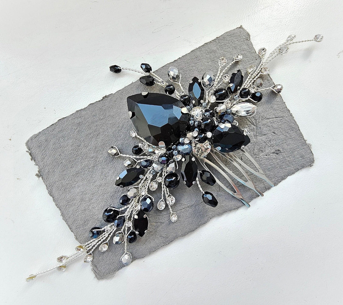 Black Crystal Wedding Hair Comb, Gothic Bridal Hairpiece, 6 Inch