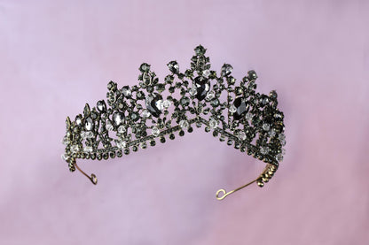 a tiara with a bunch of beads on it