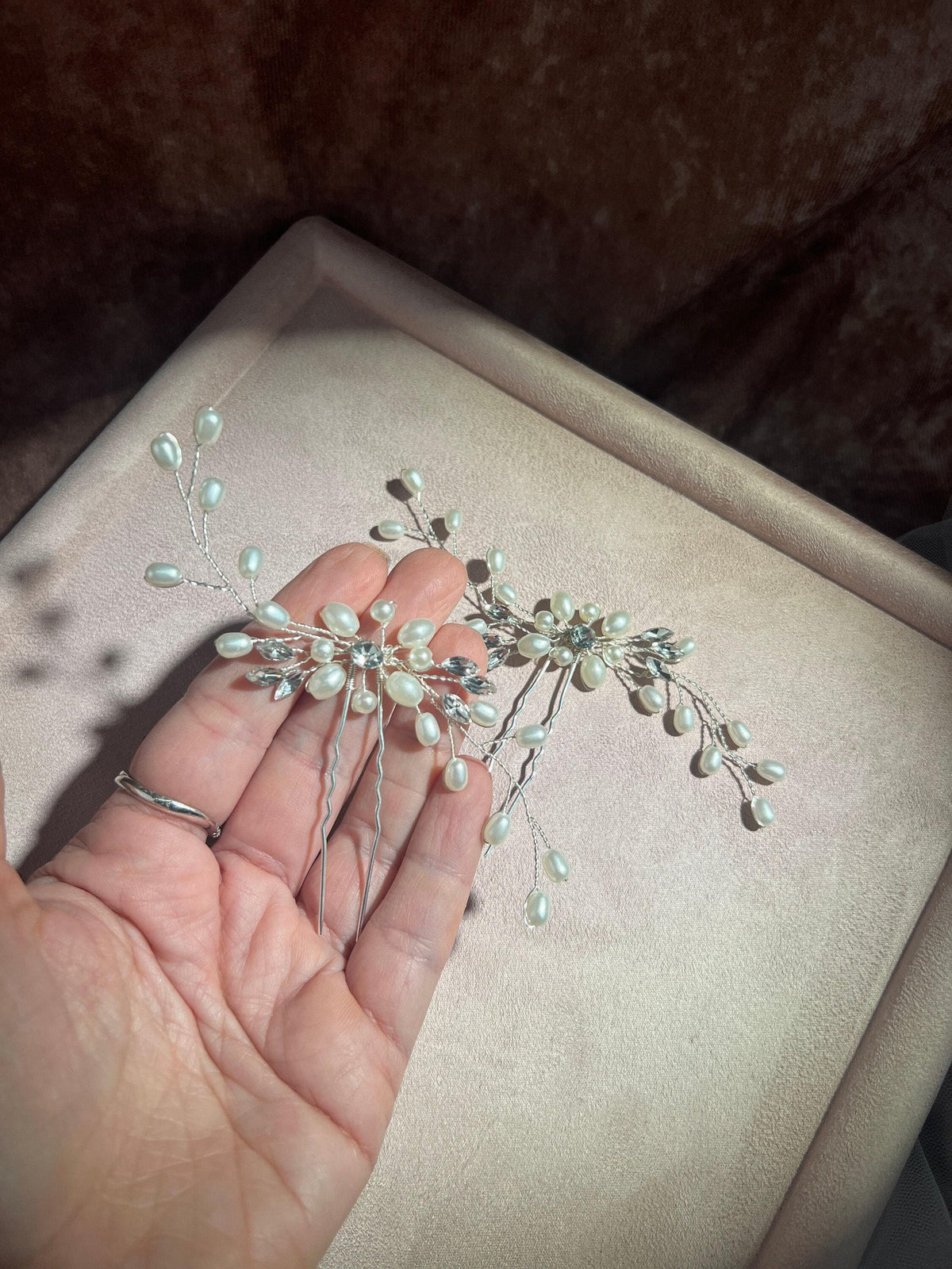 Pearl Bridal Hair Pins Set of 2, Crystal Wedding Hair Pieces for Bride
