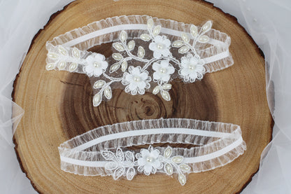 a piece of wood that has some flowers on it