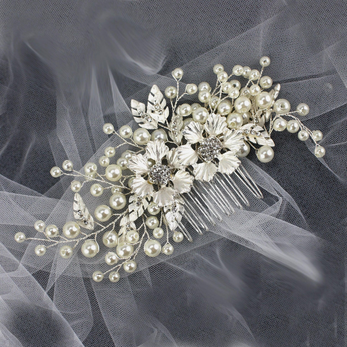 Pearl Flower Wedding Hair Comb, Silver Bridal Hairpiece, 6 Inch