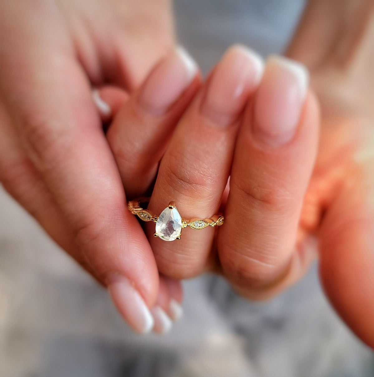 Vintage Gold Plated Sterling Silver Moonstone Teardrop Ring