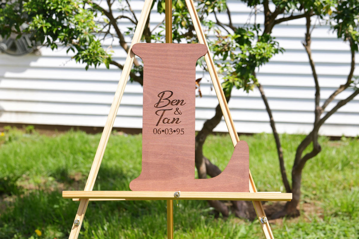 a wooden sign that says bear and fair on it