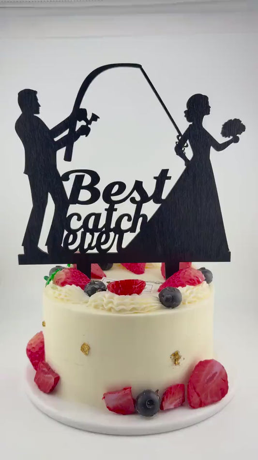 Funny Groom Pulling Bride Wedding Cake Topper: Humorous Cake Decoration