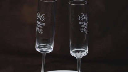 Personalized Wedding Champagne Flutes Set: Engraved Toasting Glasses (200 ml)