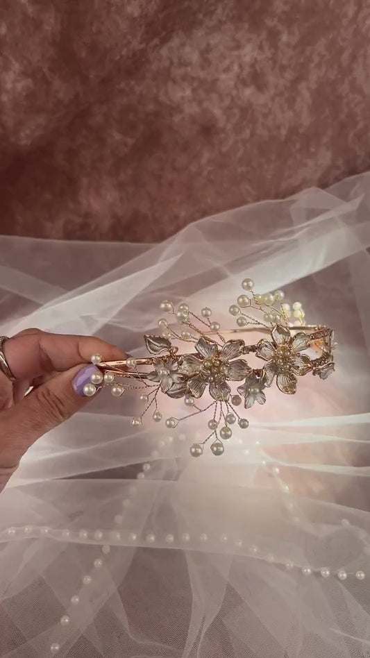 Floral Bridal Headband: Rhinestone & Pearl Wedding Hairpiece